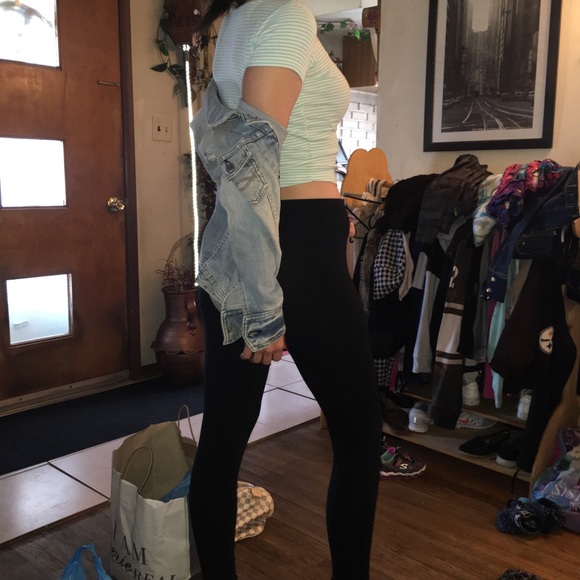 A&F Jean Jacket, A&E crop top, and VS leggings - Picture 4 of 4